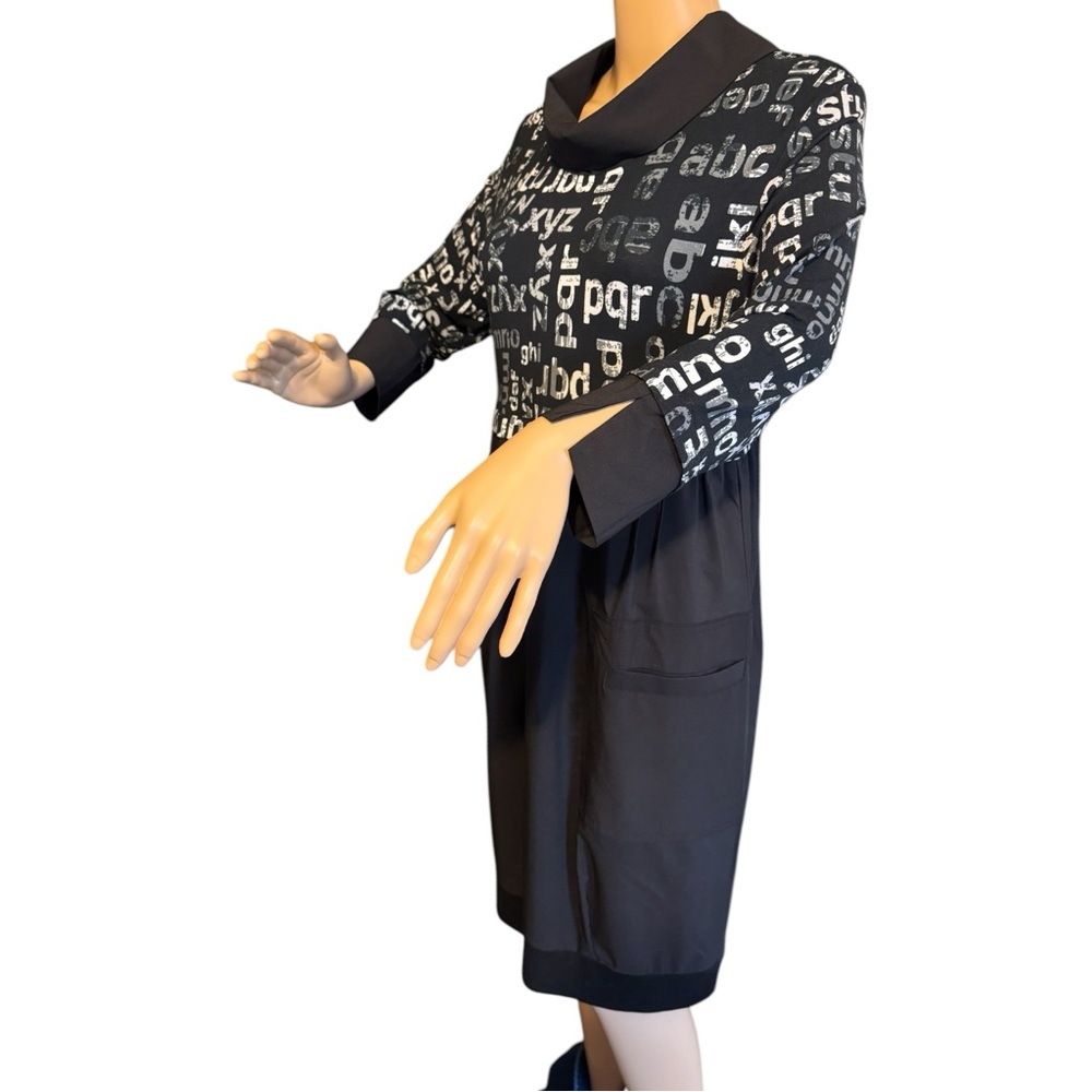 Dolcezza Dress Size S Play with Letters Black and White Graphic Print Dress